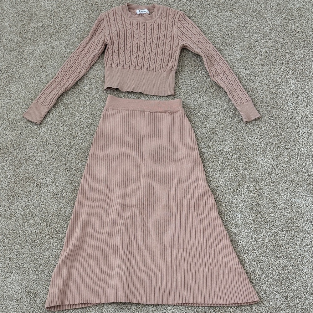 Cable Knit Sweater with Ribbed Maxi Skirt set